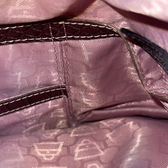 Kathy Van Zeeland crossbody - Picture 7 of 7